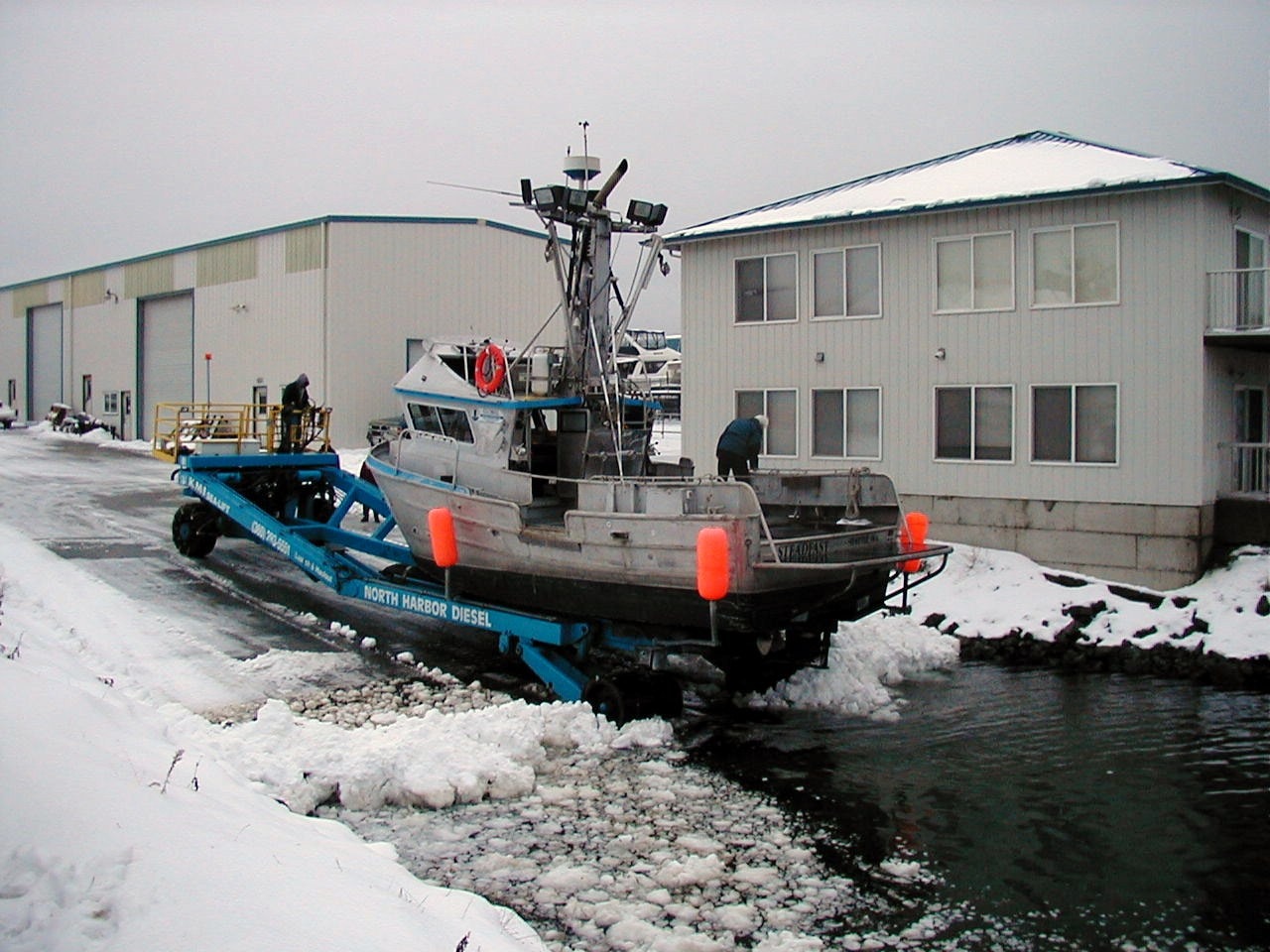 Fishing vessel haul in winter conditions